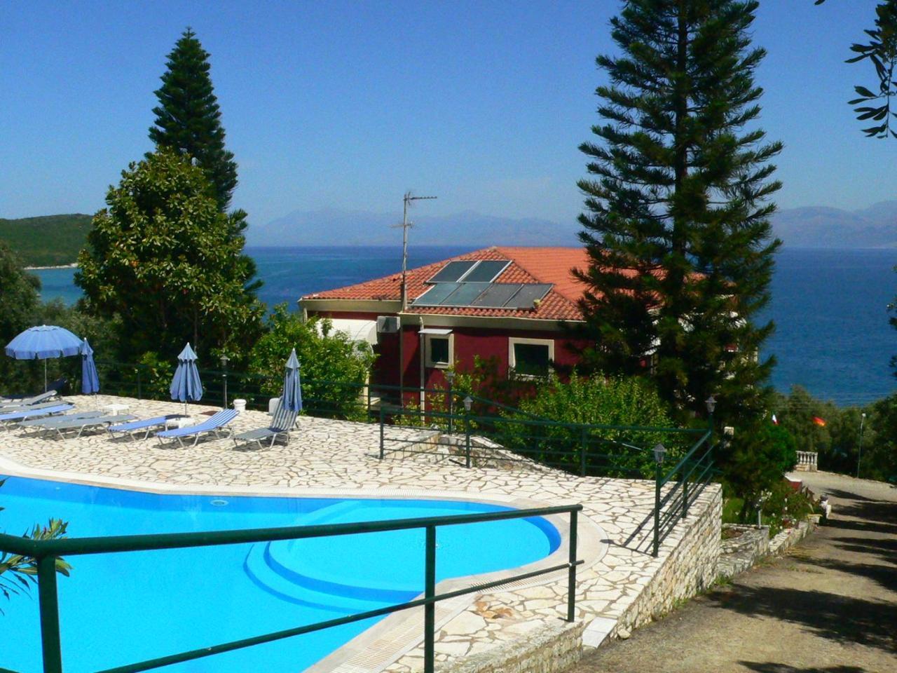 Apraos Bay Hotel Exteriör bild