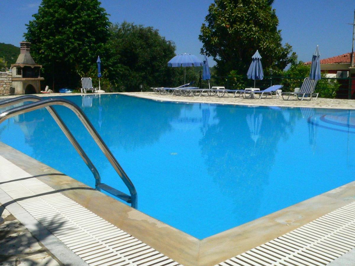 Apraos Bay Hotel Exteriör bild